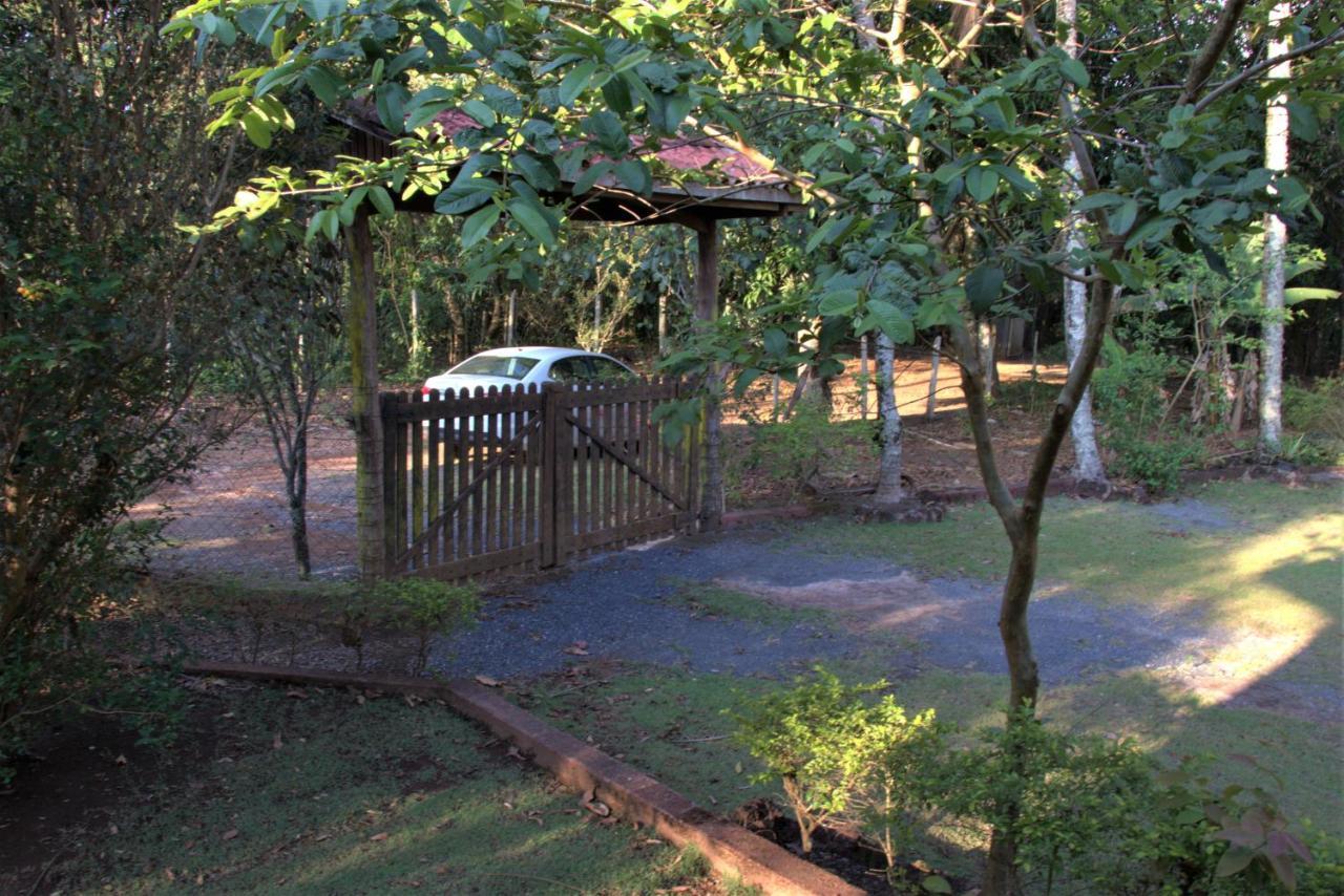 Casa Unica Com Piscina E Lareira A 1,2 Km Do Centro Villa Chapada dos Guimaraes Exterior photo